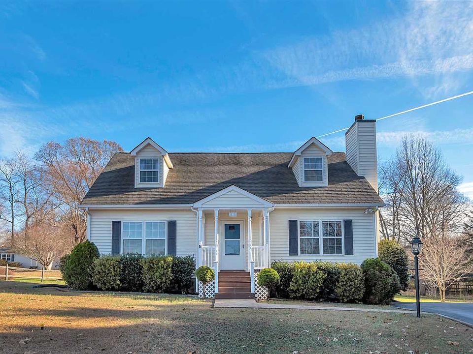 1st image of 131 Millwood Dr