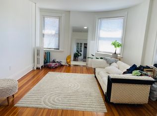 337 Washington St APT 5, Newton, MA 02458
