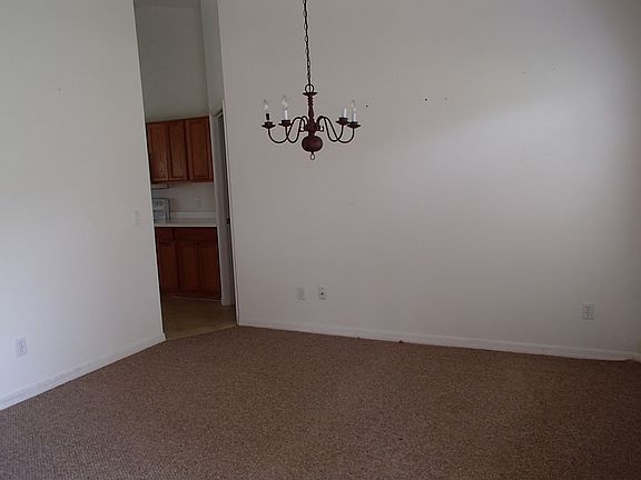 2nd image of 2474 SE Whitehorse St