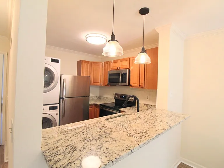 1380A Hunters Rd — Photo 5