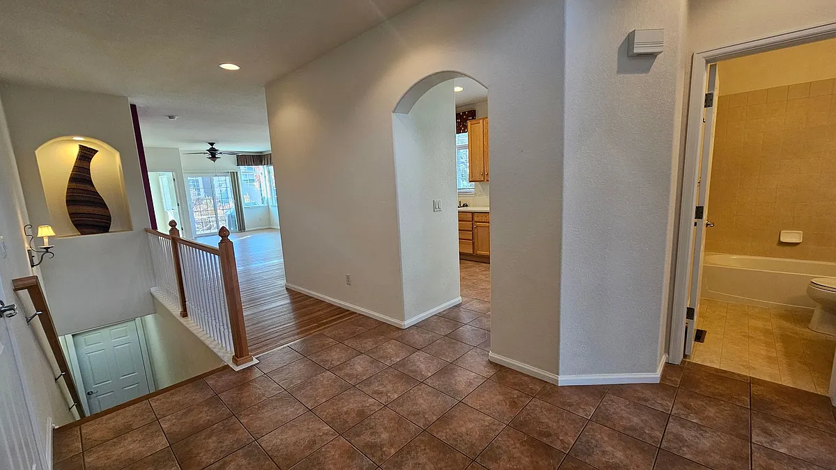 Building Photo - 13665 Stone Cir #101