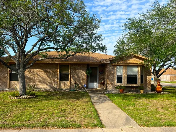 601 Seco Dr, Portland, TX 78374