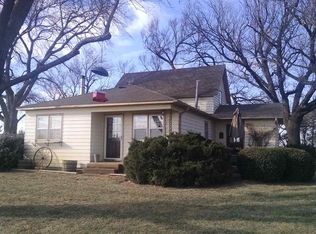 9513 S River Park Rd, Sedgwick, KS 67135