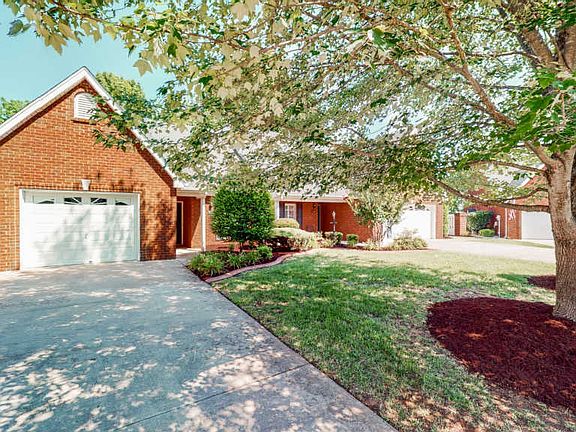 2nd image of 2548 Shinnecock Ct