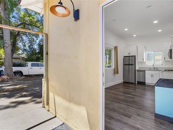 5th image of 18947 Cantlay St