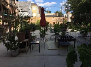 2231 N Kedzie Blvd #1, Chicago, IL 60647