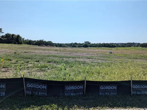 17328 Earnshaw St, Overland Park, KS 66221