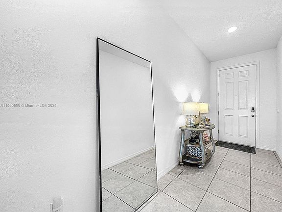 3rd image of 234 Tarpon Bay Blvd
