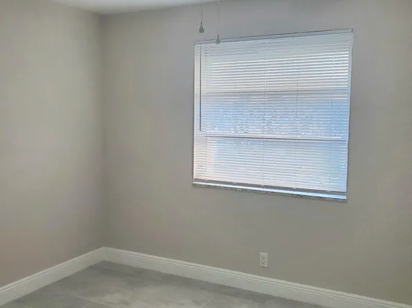 1375 SEAVIEW, North Lauderdale, FL 33068