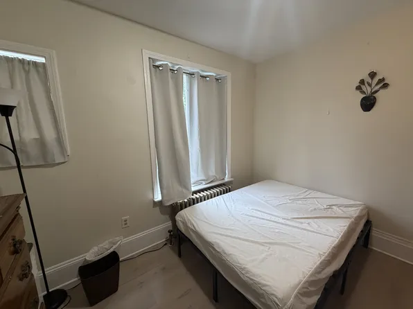 32 Greenwich St, Roxbury, MA 02120