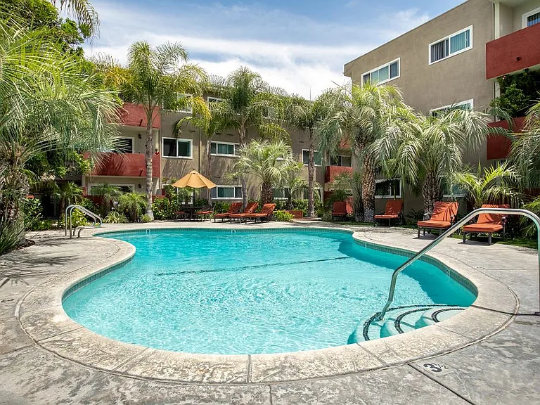 Sparkling Pool