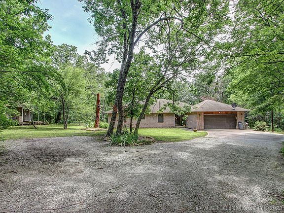 2nd image of 21550 E Pecan Dr