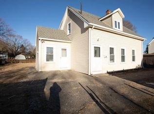 12 1/2 Wilbur St, Taunton, MA 02780