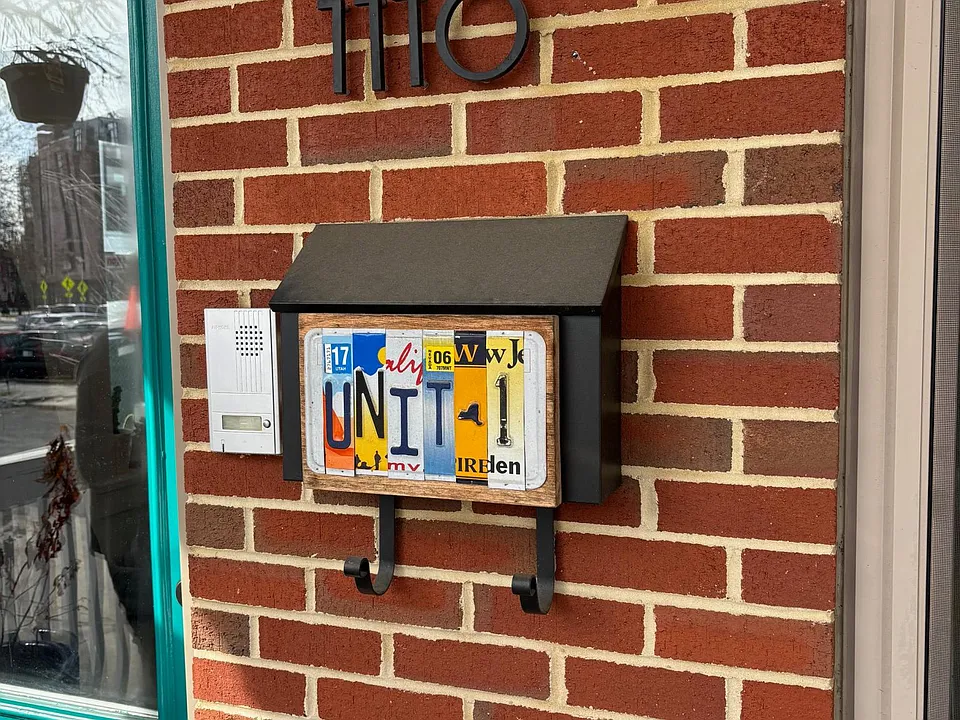 Welcome to 1110 Staples St NE