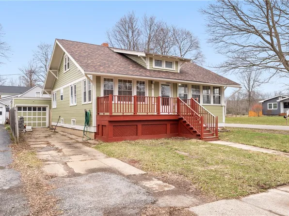 42 Fair St, Nunda, NY 14517