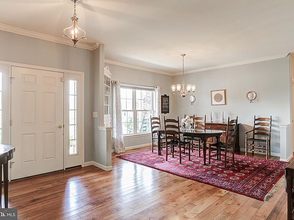 5th image of 901 Walnut Crest Dr #L-0063