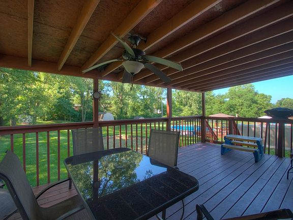 4th image of 846 Bradford Ct