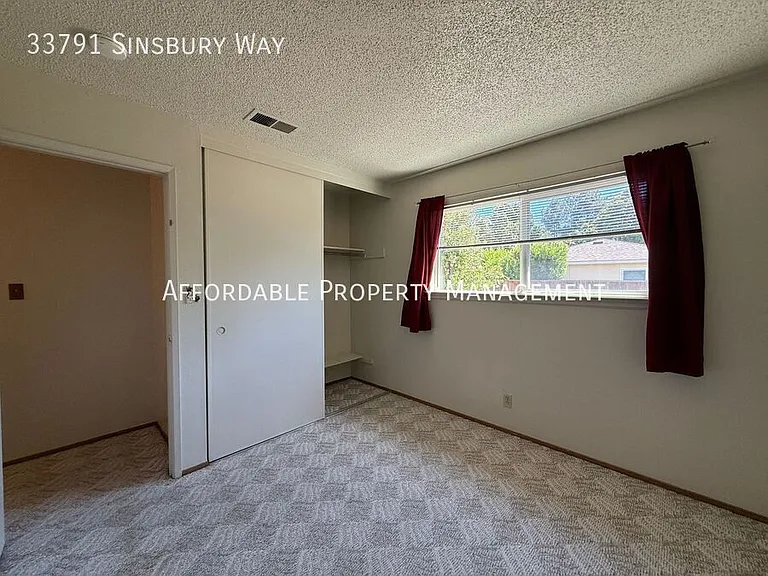 33791 Sinsbury Way — Photo 15