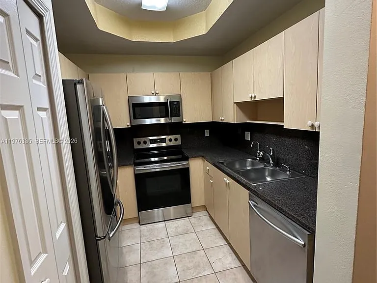 745 SW 107th Ave — Photo 5