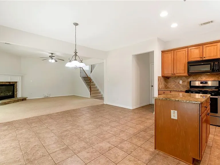 4262 Winslow Hill Ct — Photo 16