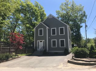 48 Riverside Dr, Fremont, NH 03044