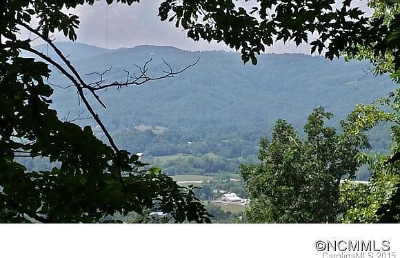 1st image of 14 Parkway View Ln