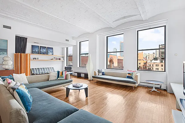 Rented by Compass | media 46