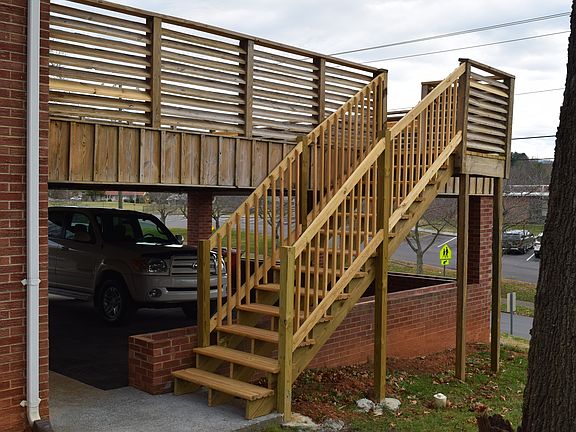 3rd image of 2510 Larkspur Dr
