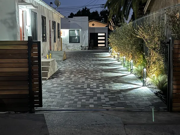 1015 E 55th St, Los Angeles, CA 90011