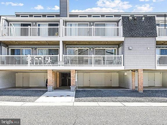 4th image of 221 Limpet Dr #221