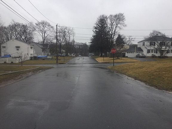 5th image of 60 Dayton Ave