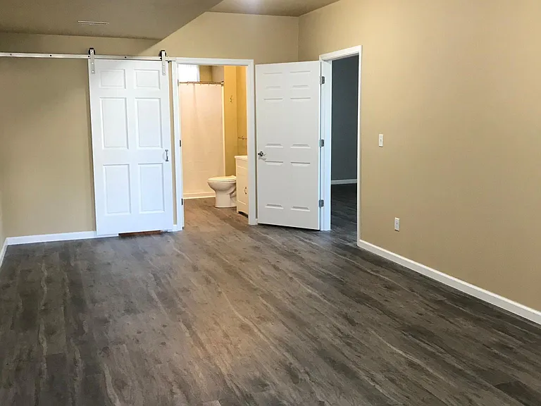 1146 Stuhr Ct — Photo 9