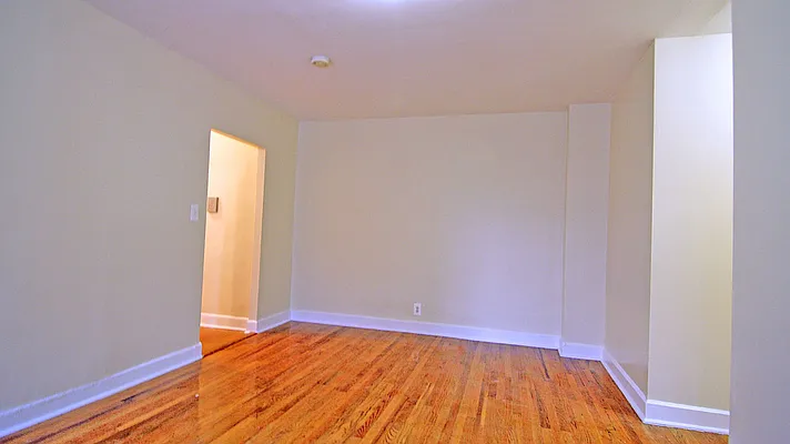 Rented by Tryax Realty Management | media 14