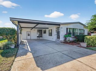 3013 Rainbow Rd, Tavares, FL 32778