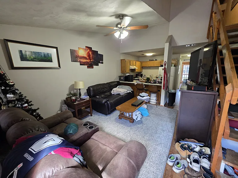 1331 Warrior Way — Photo 7