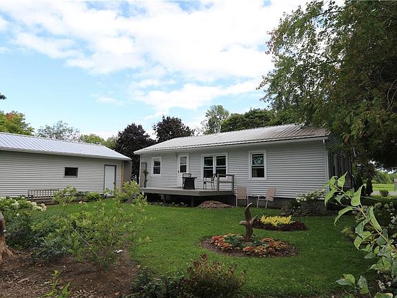 3rd image of 37 Lincoln Ave