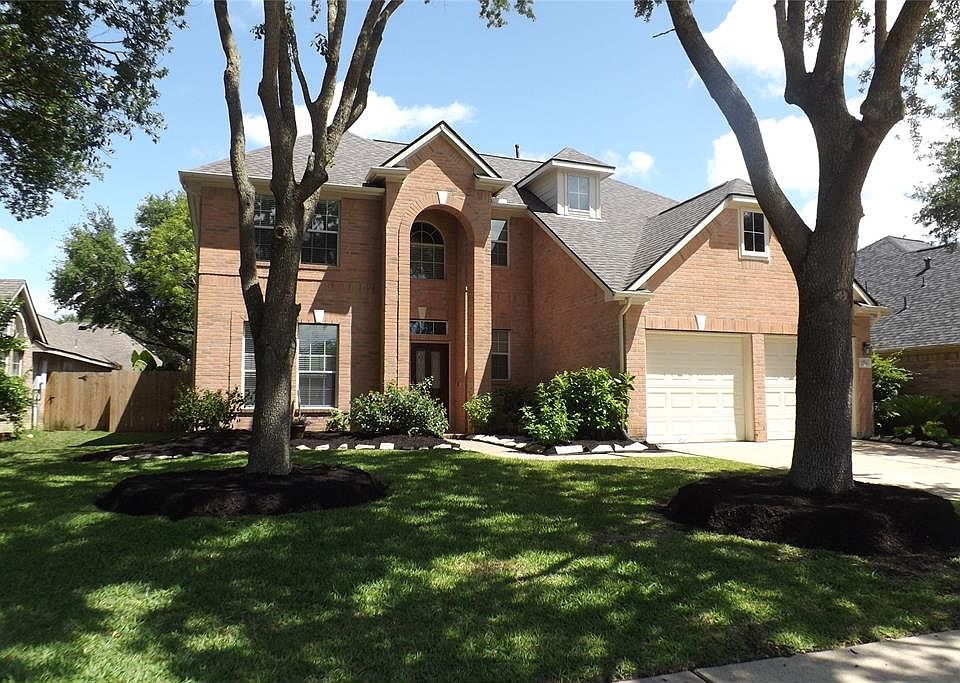 1st image of 2111 Emerald Cove Dr