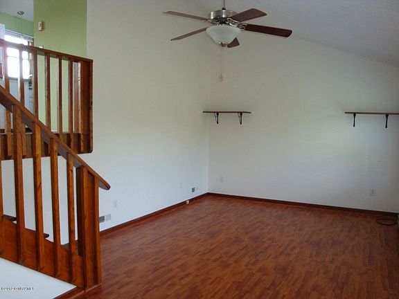 2nd image of 3615 Kirby Dr