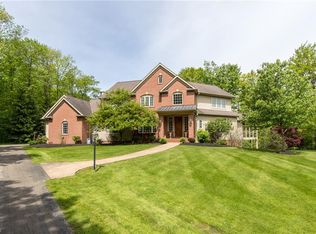 116 Ashleigh Dr, Chagrin Falls, OH 44022