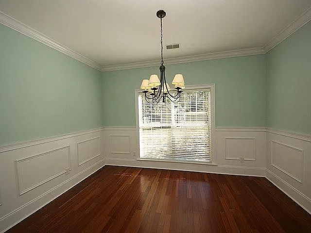 4 bed, 2.5 bath, 2295 sqft, $3,600 — Photo 4