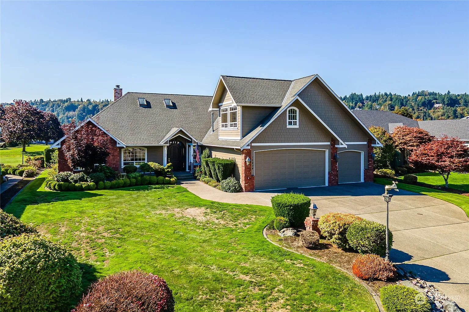 15404 148th Ave Court E photo 1
