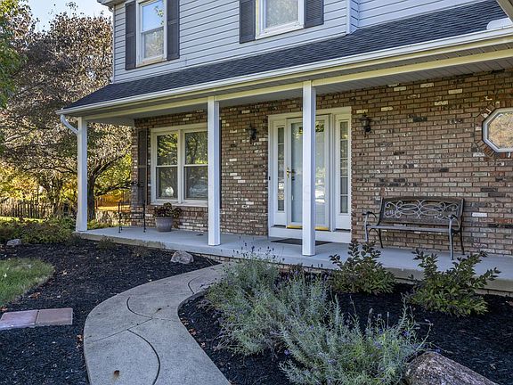 5th image of 8565 Appleridge Cir