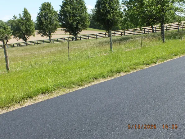 5 Fords Mill Rd, Versailles, KY 40383