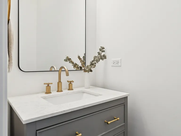 1339 W Ancona St — Photo 22