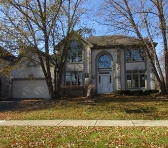 N720 Waterbury Dr, Wheaton, IL, 60187