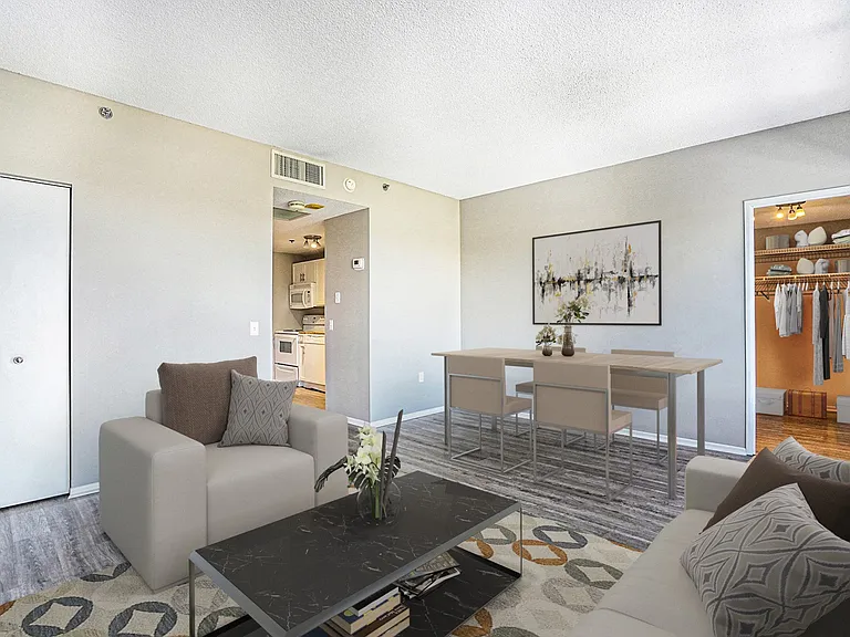 201 W Fulton St — Photo 9