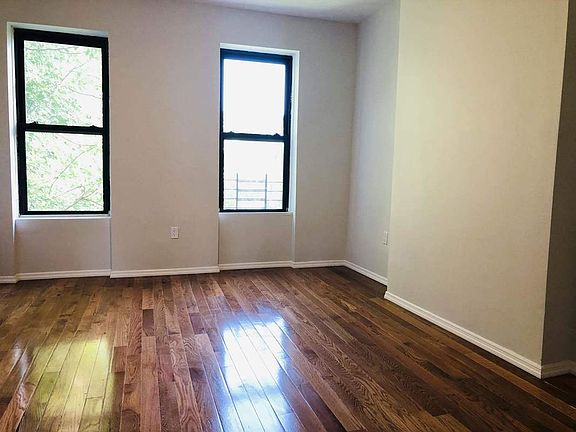 3rd image of 193 Pulaski St #1A