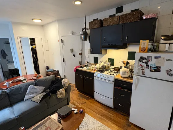 442 West 54th Street image 1 of 8