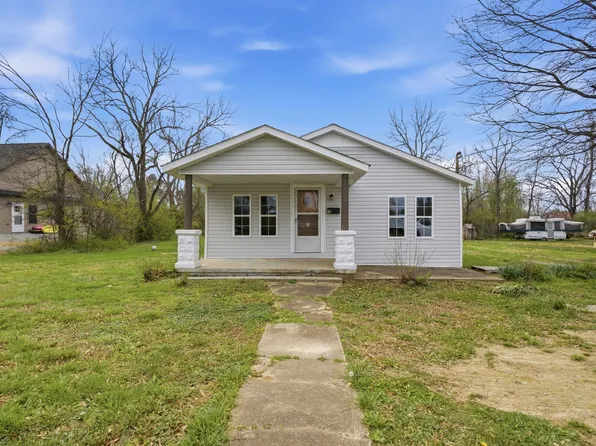 310 Smith Ave, Hohenwald, TN 38462