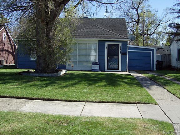 3rd image of 10641 Troy St